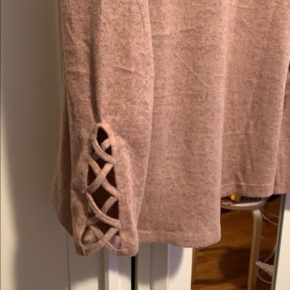 Turtle Neck Sweater - Picture 3 of 4